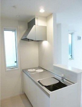 物件内観写真3　(IHクッキングヒーター。)