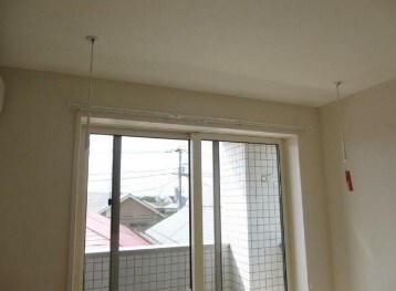 物件内観写真10　(室内物干し)