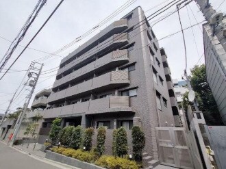 物件外観写真1　(落ち着いた雰囲気。)