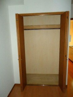 物件内観写真7　(クローゼット完備。)