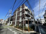 鉄筋コンクリート造のがっちりとした建物。