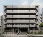 鉄筋コンクリート造のがっちりとした建物。