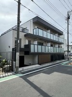 鉄筋コンクリート造のがっちりとした建物。