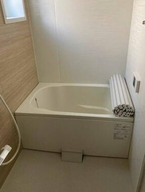 浴室(追い焚き機能、浴室乾燥機付きバス。)