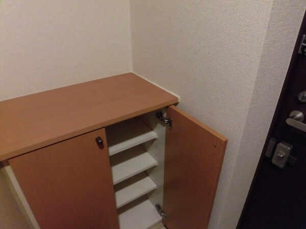 玄関(シューズＢＯＸ)