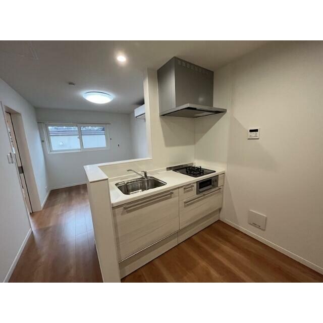 物件内観写真3　(システムキッチン。)