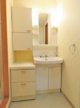 物件内観写真7　(嬉しい独立洗面台付き。)