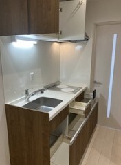 物件内観写真3　(システムキッチン。)