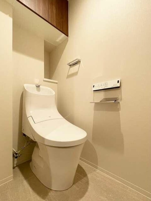 トイレ(温水洗浄便座。)