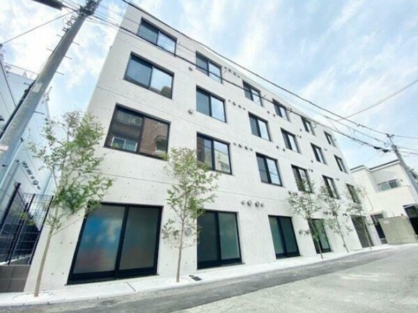 外観(鉄筋コンクリート造のがっちりとした建物。)
