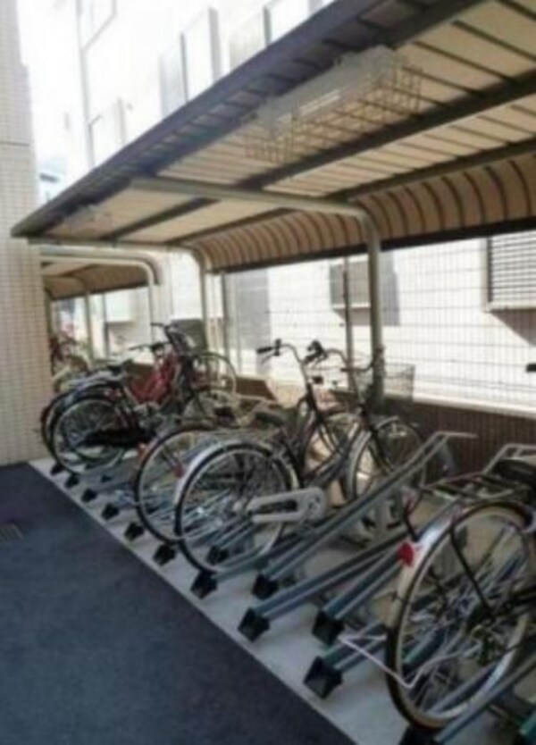 建物設備(自転車置き場。)