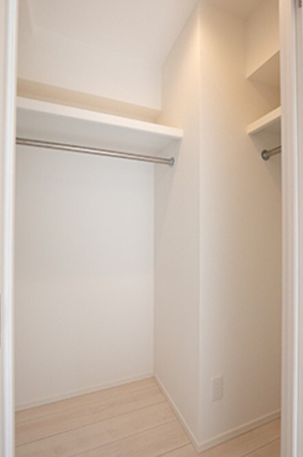 物件内観写真8　(ウォークインクロゼット！)