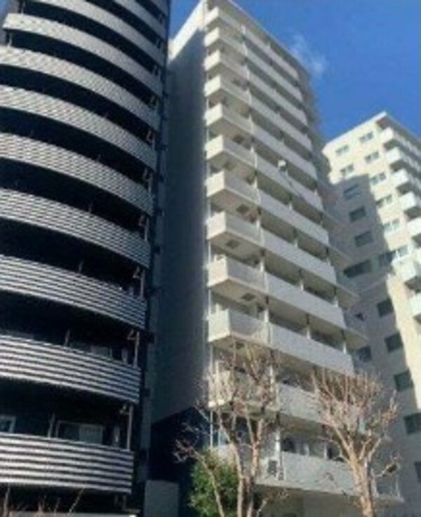 外観(鉄筋コンクリート造のがっちりとした建物。)