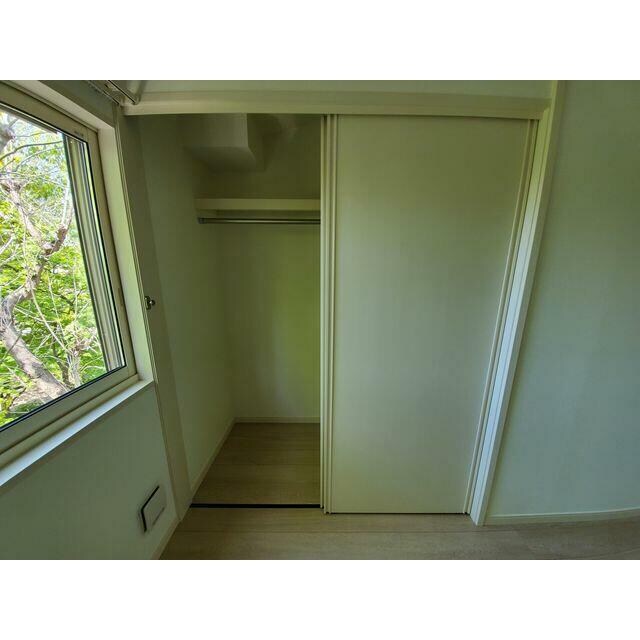 物件内観写真7　(クローゼット完備。)