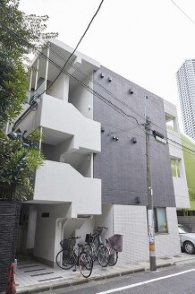 物件外観写真1　(落ち着いた雰囲気。)