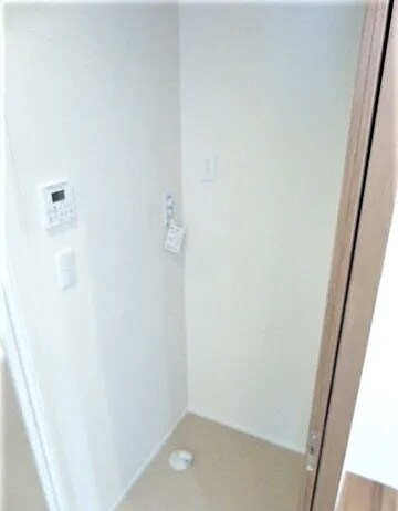 物件内観写真10　(室内洗濯機置き場。)