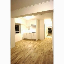 物件内観写真2　(12.0帖のきれいなLDK。)