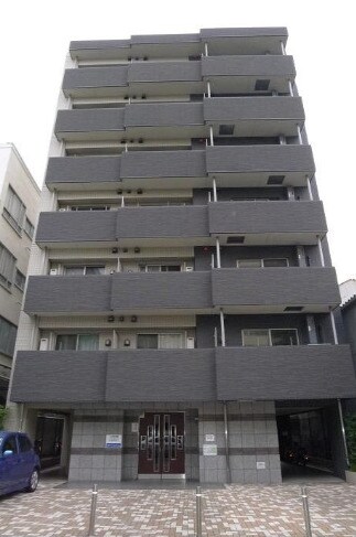 物件外観写真1　(落ち着いた雰囲気。)