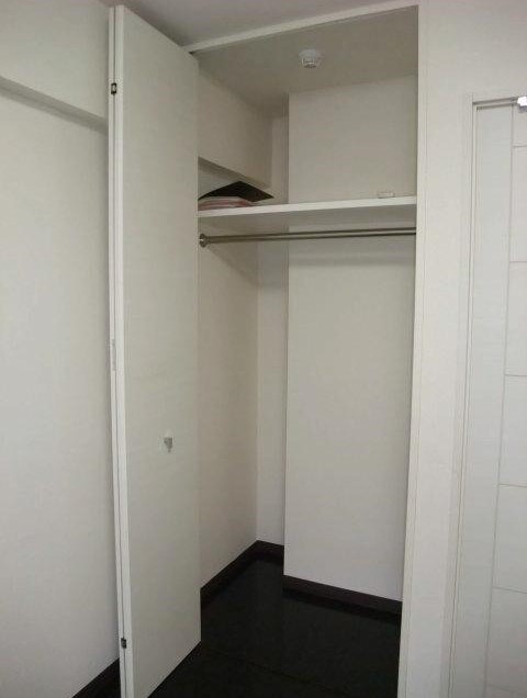 物件内観写真8　(クローゼット完備。)