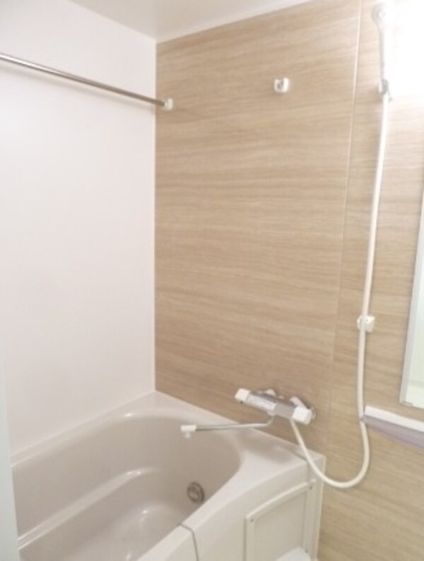 浴室(追い焚き機能、浴室乾燥機付きバス。)