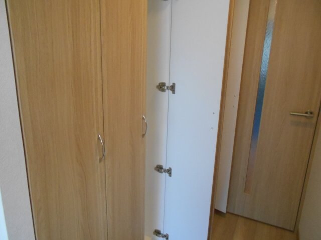 物件内観写真10　(クロゼット)