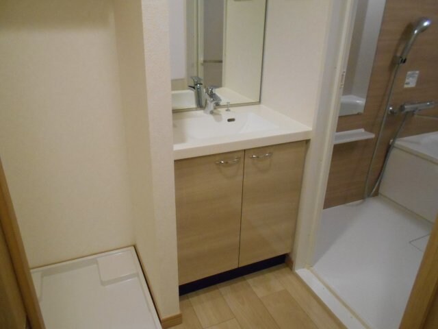 物件内観写真13　(脱衣洗面)