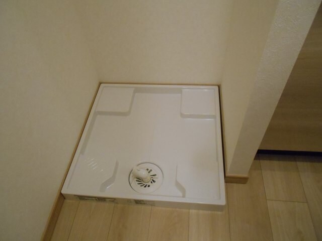 物件内観写真14　(室内洗濯機置場)