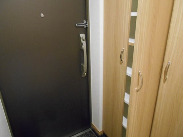 物件内観写真19　(玄関)