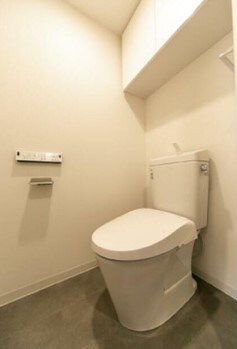 物件内観写真6　(温水洗浄便座。)