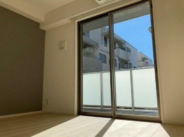 物件内観写真9　(きれいなフローリング。)