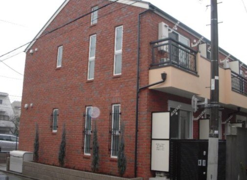 物件外観写真1　(落ち着いた雰囲気。)