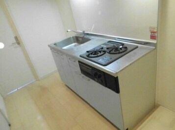 物件内観写真4　(システムキッチン。)