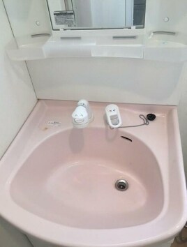 物件内観写真7　(嬉しい独立洗面台付き。)