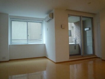 物件内観写真3　(13.2帖のきれいなLDK。)