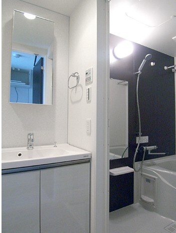 物件内観写真7　(嬉しい独立洗面台。)