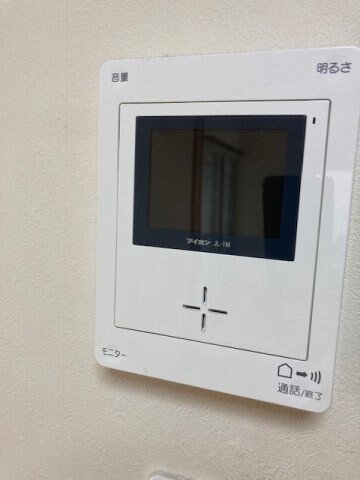 物件内観写真14　(モニター付きインターホンで防犯面も安心です！)