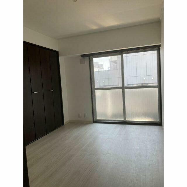 物件内観写真9　(きれいなフローリング。)