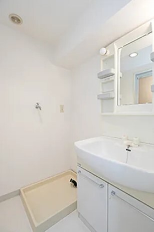 物件内観写真10　(室内洗濯機置き場。)