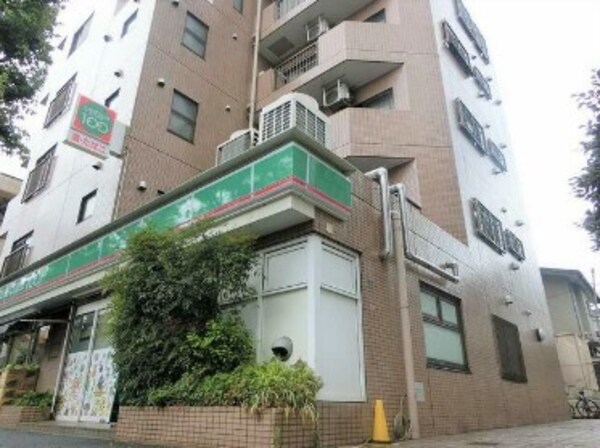 外観(鉄筋コンクリート造のがっちりとした建物。)