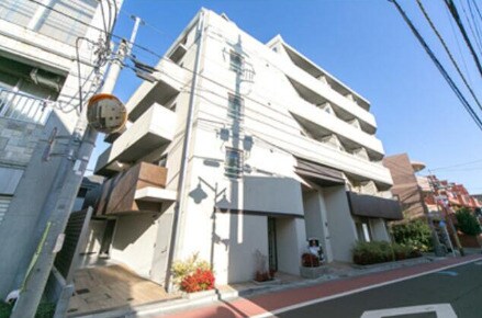 物件外観写真1　(落ち着いた雰囲気。)