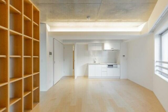 物件内観写真3　(15.9帖のLDK。)