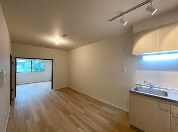 物件内観写真3　(10.4帖のきれいなLDK。)