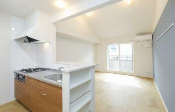 物件内観写真2　(14.2帖のきれいなLDK。)