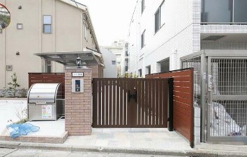 物件内観写真20　(敷地内ゴミ置き場完備！)