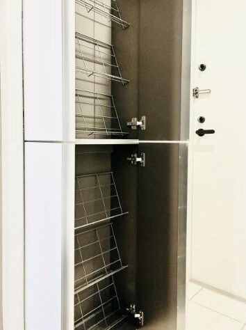 物件内観写真13　(シューズボックス完備。)