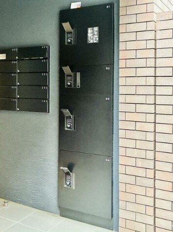 物件内観写真15　(宅配ボックス完備！)