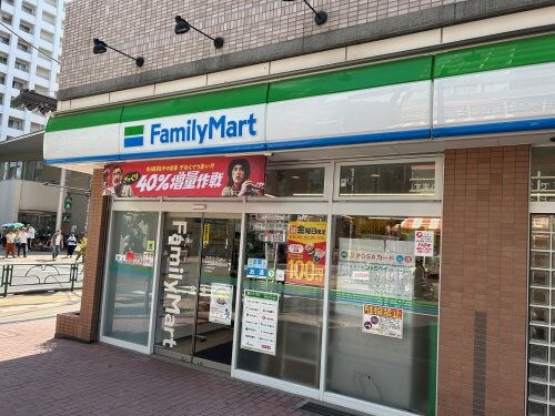 物件内観写真26　(ファミリーマート 742m)