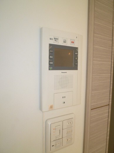 物件内観写真13　(モニター付インターホン。)