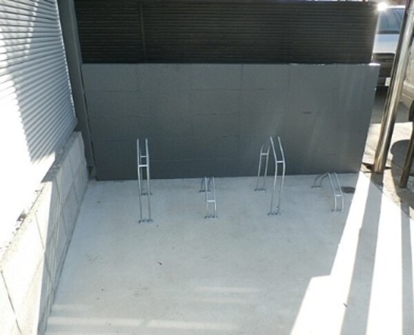 建物設備(駐輪場。)
