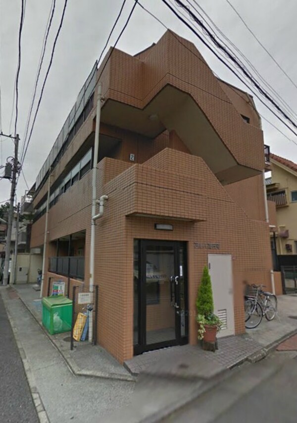 その他(重厚な外観。)